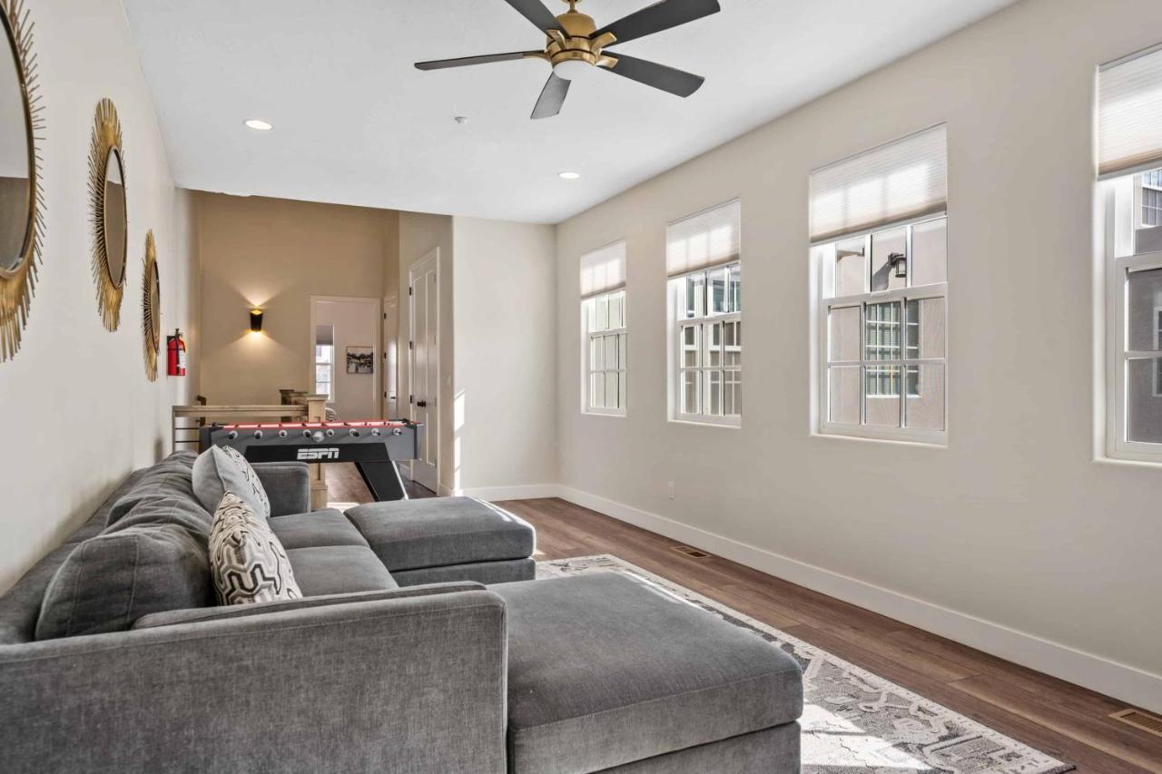 The Hudson #F2 Townhouse Villa Hurricane Buitenkant foto